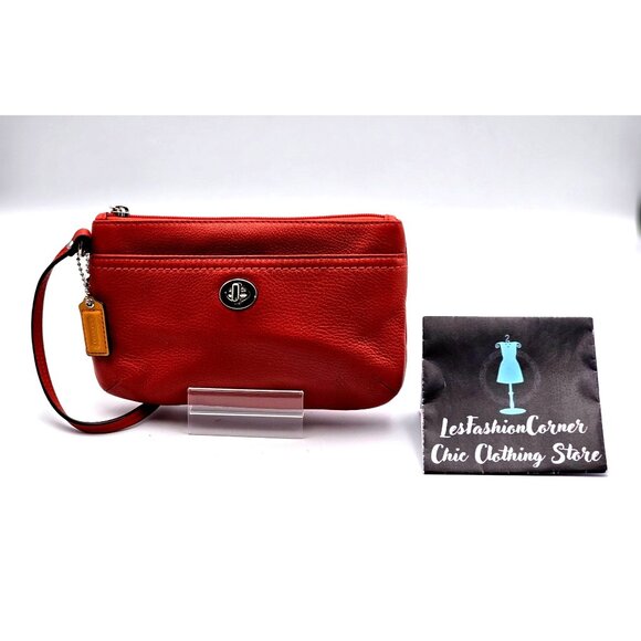 Coach Women's Red Pebble Leather Park Wristlet Clutch Turn Lock Purse 365 - Picture 2 of 13